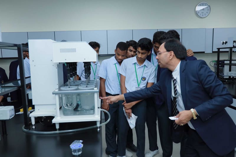 Science Exhibition 2020 - Day 1 at RAK Medical & Health Sciences University, 2019-20 — photograph 3 of 40