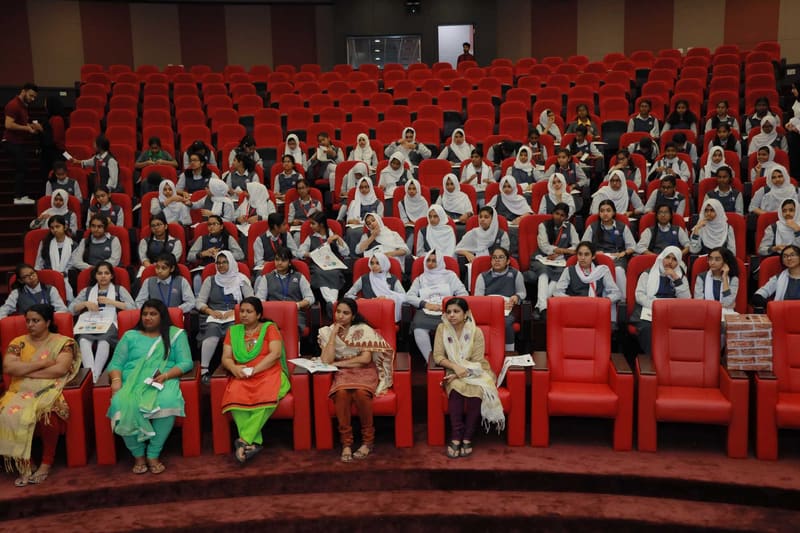 Science Exhibition 2020 - Day 1 at RAK Medical & Health Sciences University, 2019-20 — photograph 15 of 40