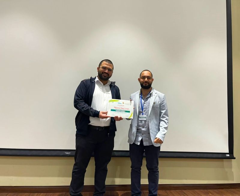 Winners  at UAE National Pharmacy Students' Congress: Regional and International Opportunities — photograph 3 of 4