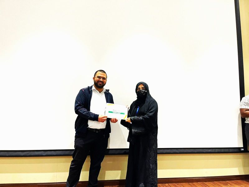 Winners  at UAE National Pharmacy Students' Congress: Regional and International Opportunities — photograph 4 of 4