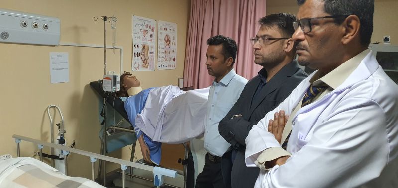 Demonstration of Fidelity Mannequin for Dept. of Clinical Pharmacy & Pharmacology Faculty, RAKCOP — photograph 5 of 5