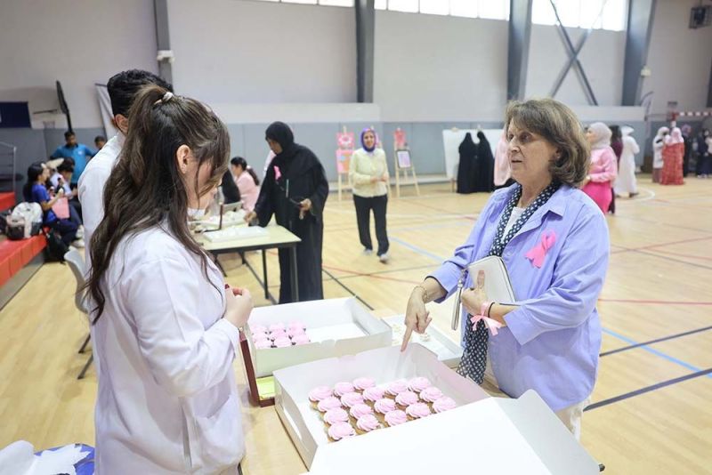 Pink October-Breast Cancer Awareness Day — photograph 7 of 11